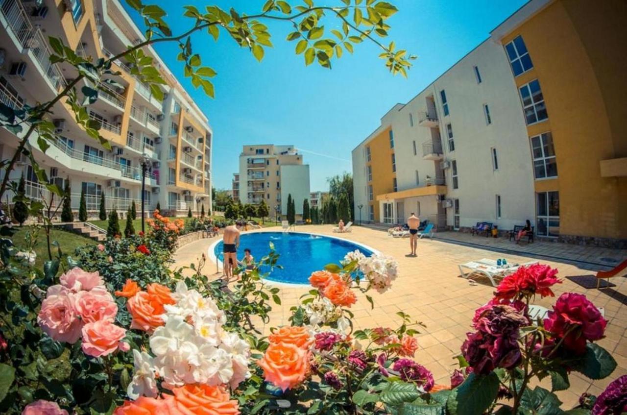 Fort Noks - Menada Apartments Sweti Wlas Exterior foto