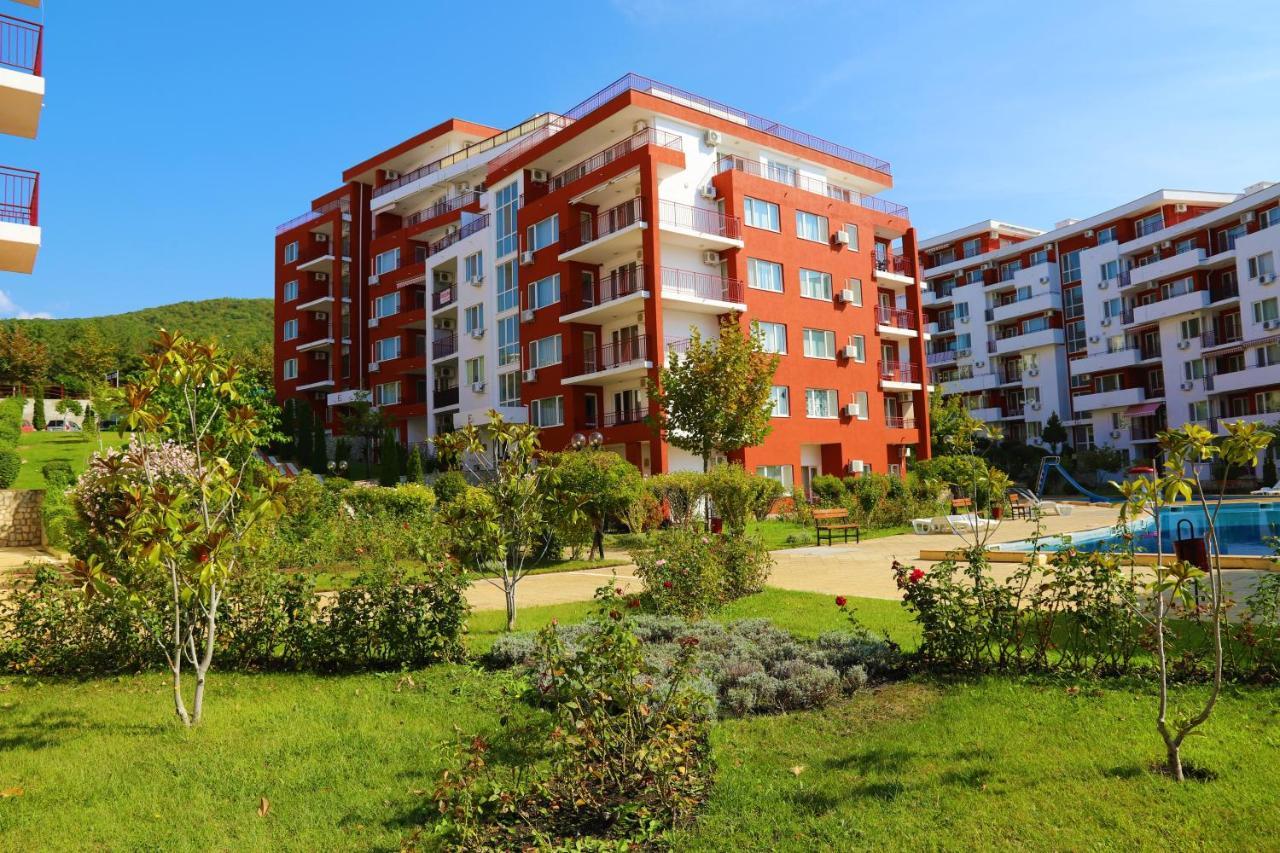 Fort Noks - Menada Apartments Sweti Wlas Exterior foto
